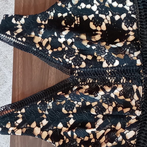 Alya Black Lace with Cream Material Backing and Peek a Boo Waist Size S - Picture 5 of 7